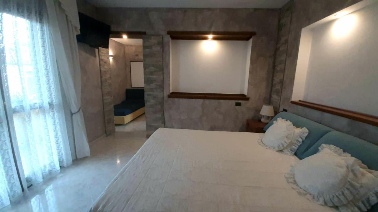 Sardinia B&B House Ольбия Экстерьер фото